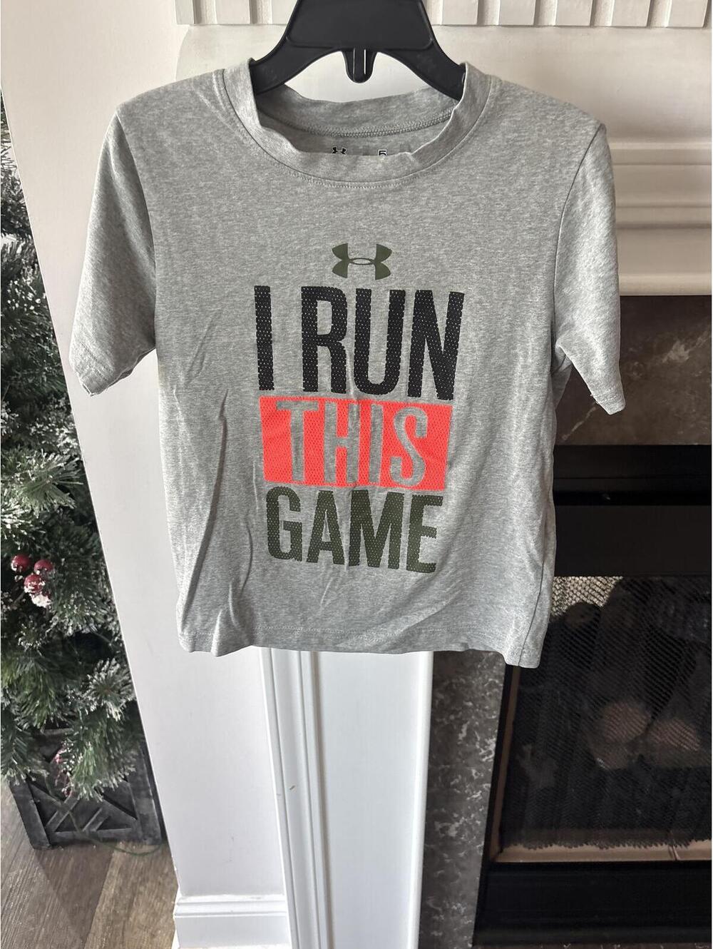 Under Armour Kids Gray "I Run This Game" Heat Gear Shirt Size 4T Boys